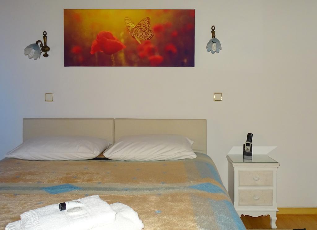Anemones Rooms Chania  Bagian luar foto