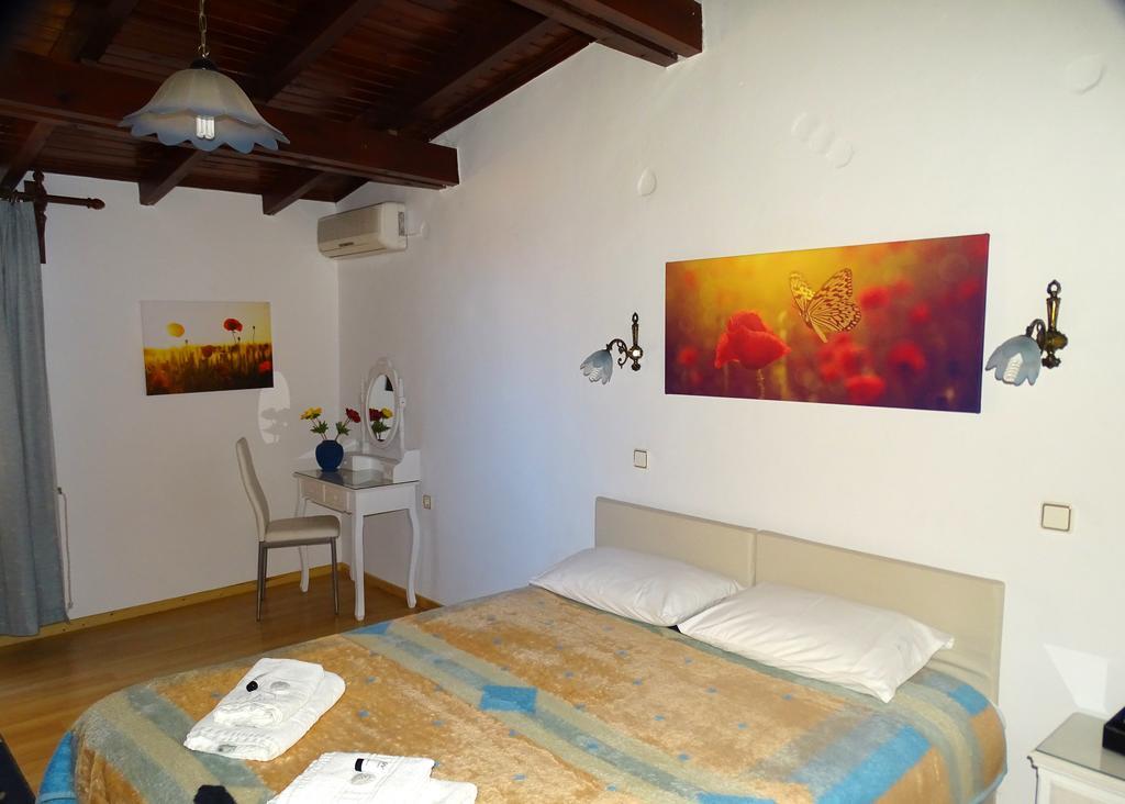 Anemones Rooms Chania  Bagian luar foto