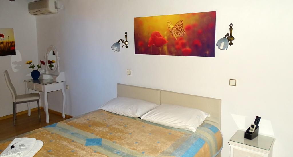 Anemones Rooms Chania  Bagian luar foto