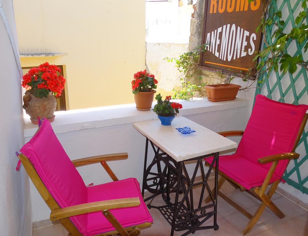 Anemones Rooms Chania  Bagian luar foto
