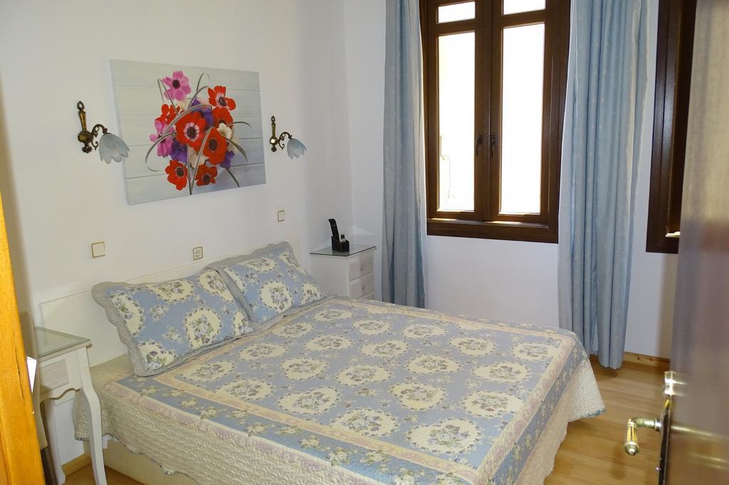 Anemones Rooms Chania  Bagian luar foto